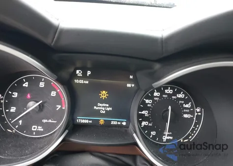 2019 Alfa Romeo Stelvio Ti Lusso Awd z USA, uszkodzony, nr VIN ZASPAKBN5K7C58905